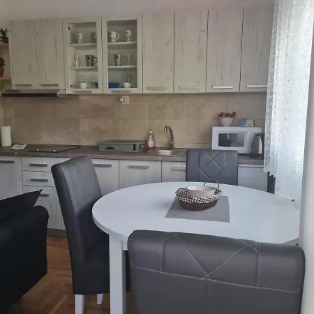 Tim Lux 2 Apartment *