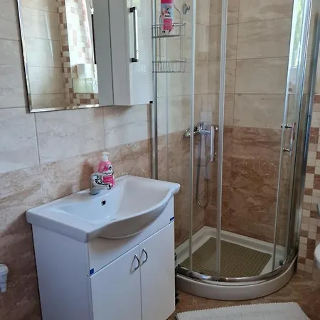 Apartment Tim Lux 2 *